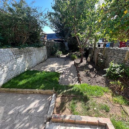 Littlehampton House - 4 Bedroom House Sleeps 8 Εξωτερικό φωτογραφία
